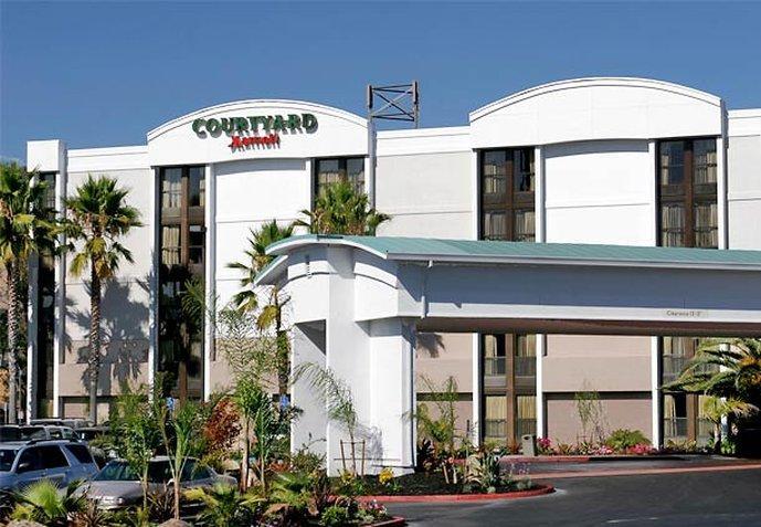 Courtyard Vallejo Napa Valley Exterior photo